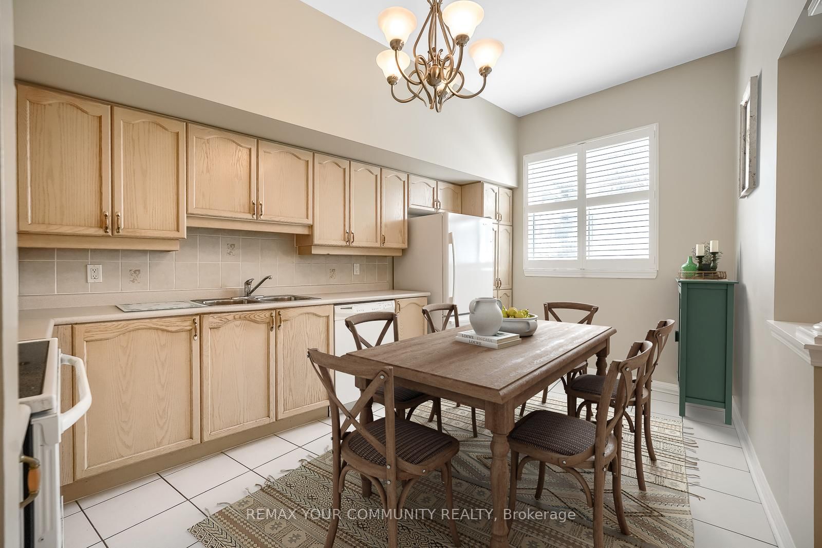 Condo for sale at 109-2502 Rutherford Road, Vaughan, Ontario, L4K 5N6 - Maple - MLS: N12953622