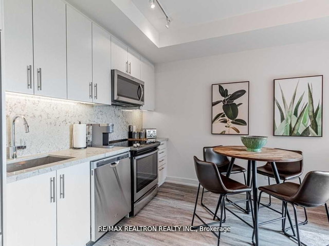 D203 - 333 Sea Ray Avenue