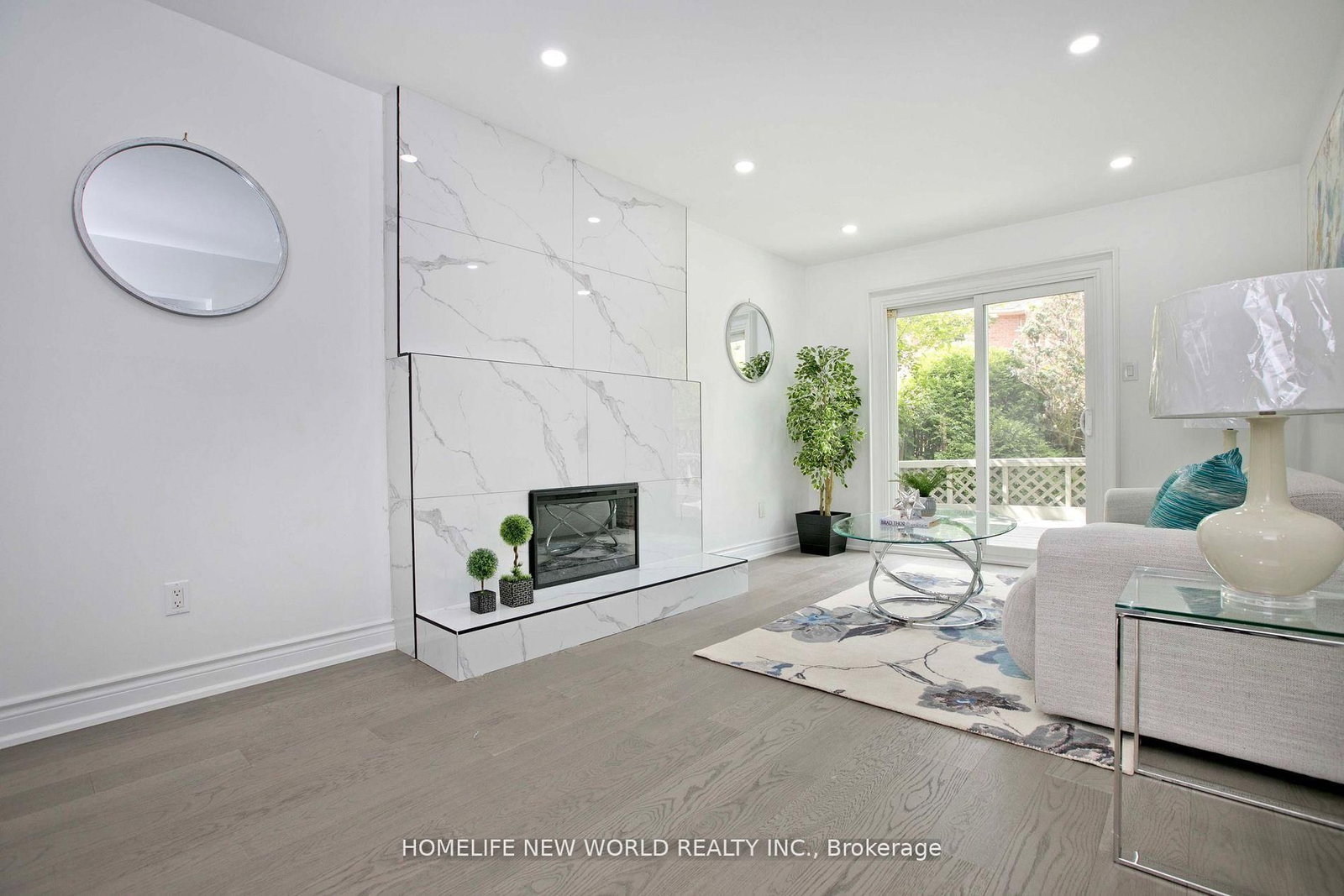 Detached House for sale at 94 Weldrick Road, Richmond Hill, Ontario, L4C 8T7 - Harding - MLS: N12954052