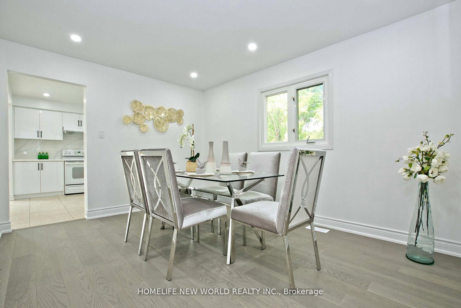 Detached House for sale at 94 Weldrick Road, Richmond Hill, Ontario, L4C 8T7 - Harding - MLS: N12954052