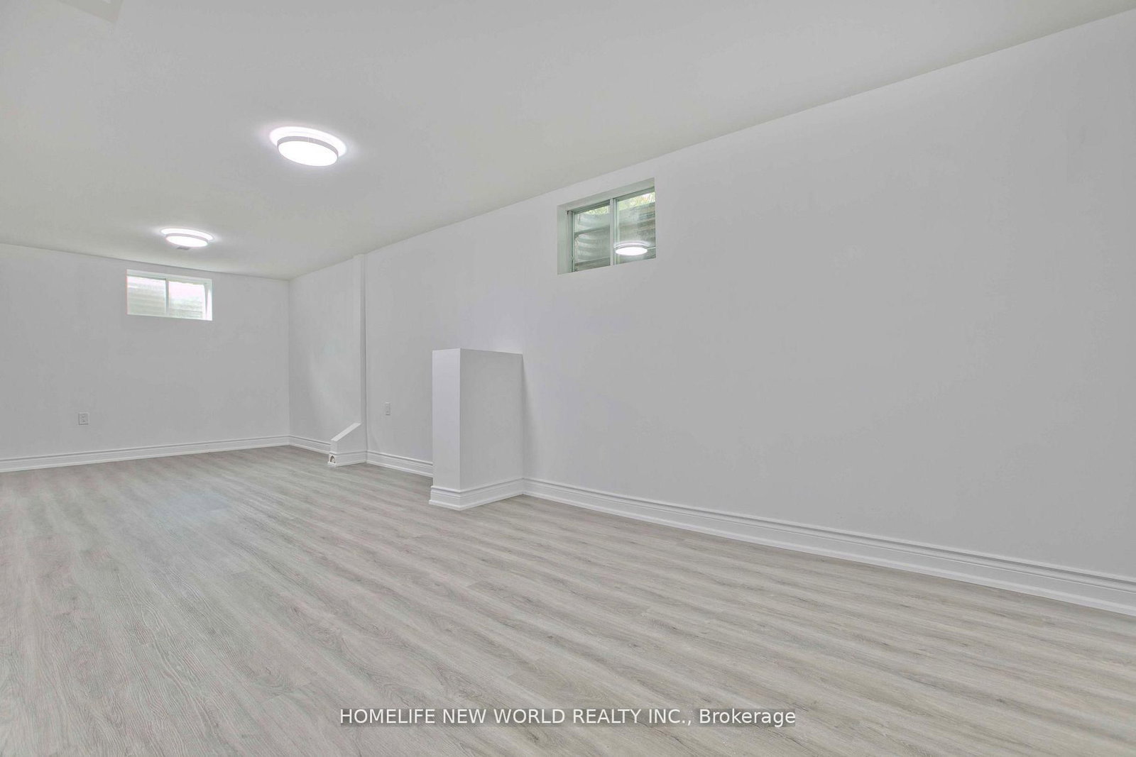 Detached House for sale at 94 Weldrick Road, Richmond Hill, Ontario, L4C 8T7 - Harding - MLS: N12954052