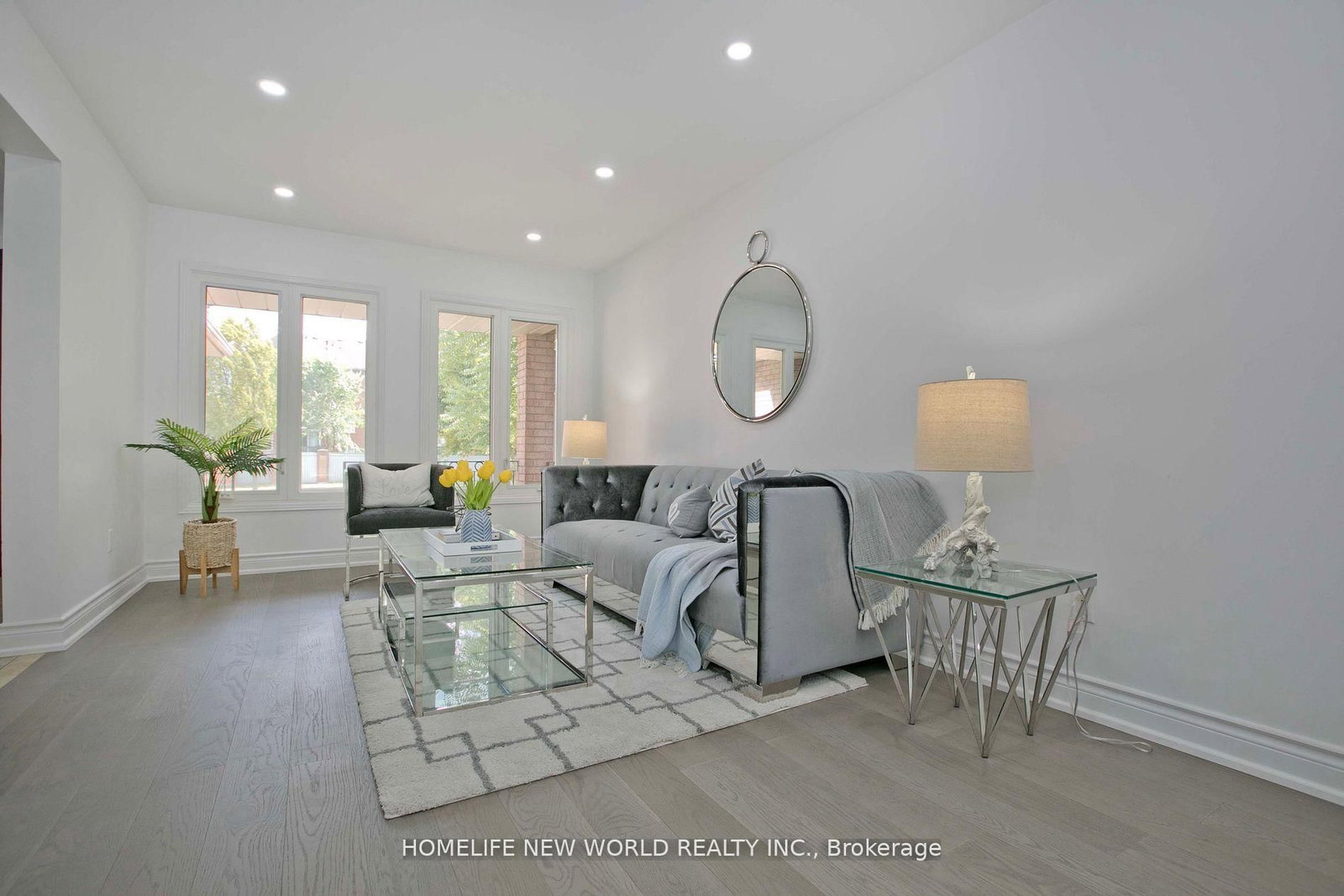 Detached House for sale at 94 Weldrick Road, Richmond Hill, Ontario, L4C 8T7 - Harding - MLS: N12954052