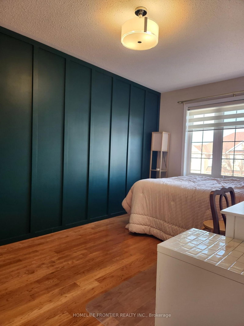 home for lease on 98 Merton Street