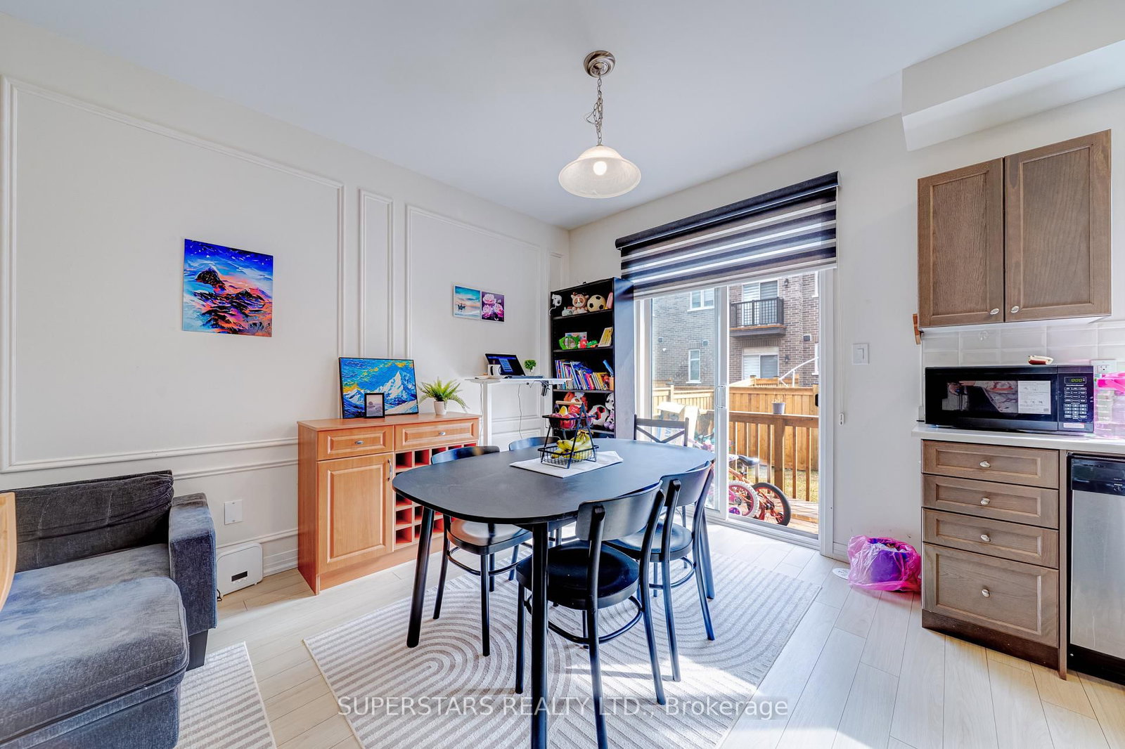 Townhouse for sale at 15 Sissons Way, Markham, Ontario, L6B 1R2 - Cedar Grove - MLS: N12954358