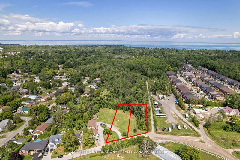 84 Market St, Georgina, L0E 1R0 | Image 2