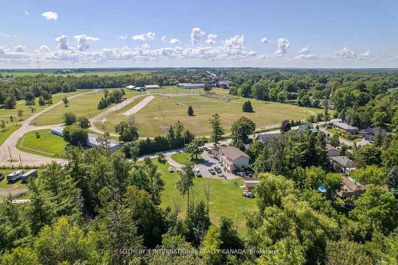 84 Market St, Georgina, L0E 1R0 | Image 3