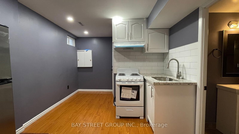 95 Miley Dr, Markham, L3R 4V2 | Image 2