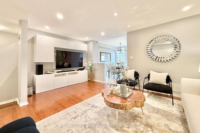 46 Revelstoke Cres | Richmond Hill | Image
