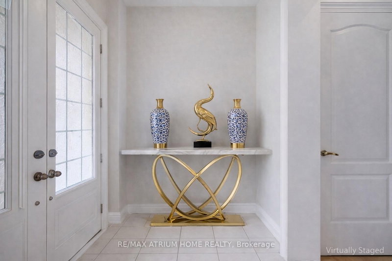 79 Wellspring Ave, Richmond Hill, L4E 1E8 | Image 2