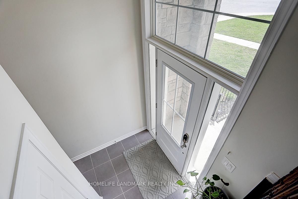 Townhouse for sale at 307 Dundas Way, Markham, Ontario, L6E 0S8 - Greensborough - MLS: N12954786