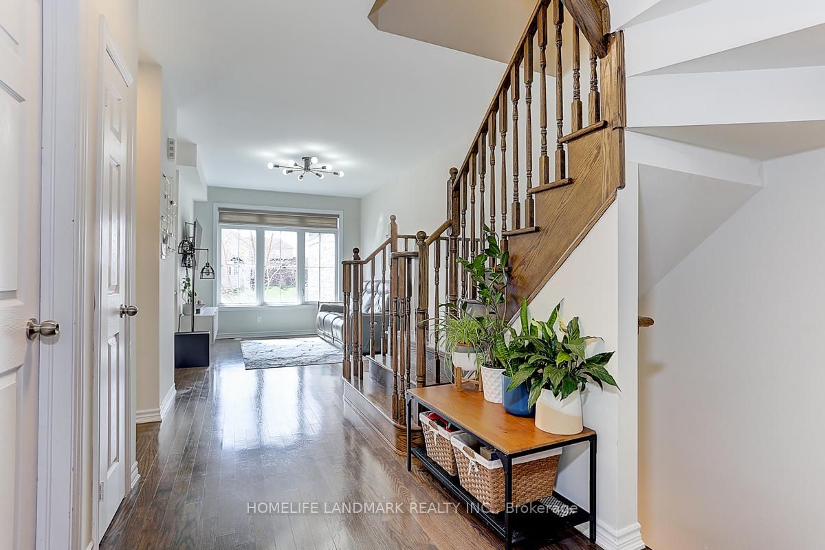 Townhouse for sale at 307 Dundas Way, Markham, Ontario, L6E 0S8 - Greensborough - MLS: N12954786