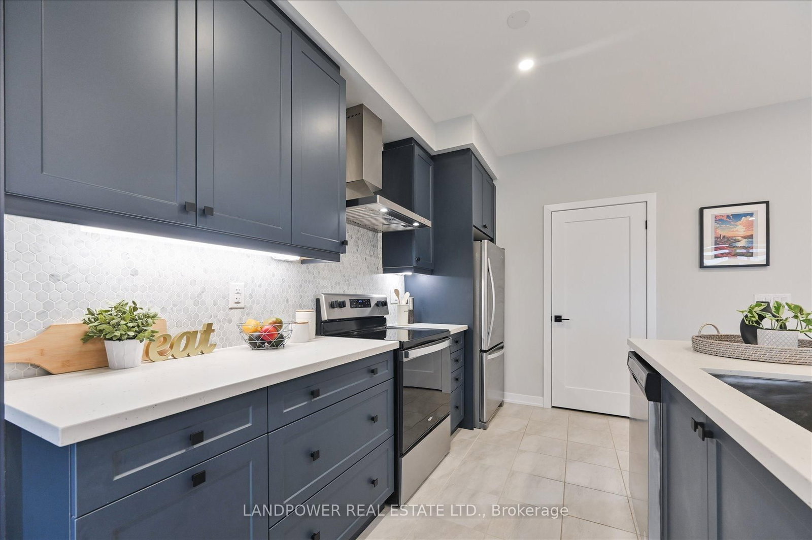 Townhouse for sale at 32 Harvey Bunker Crescent, Markham, Ontario, L6C 3K3 - Angus Glen - MLS: N12954918