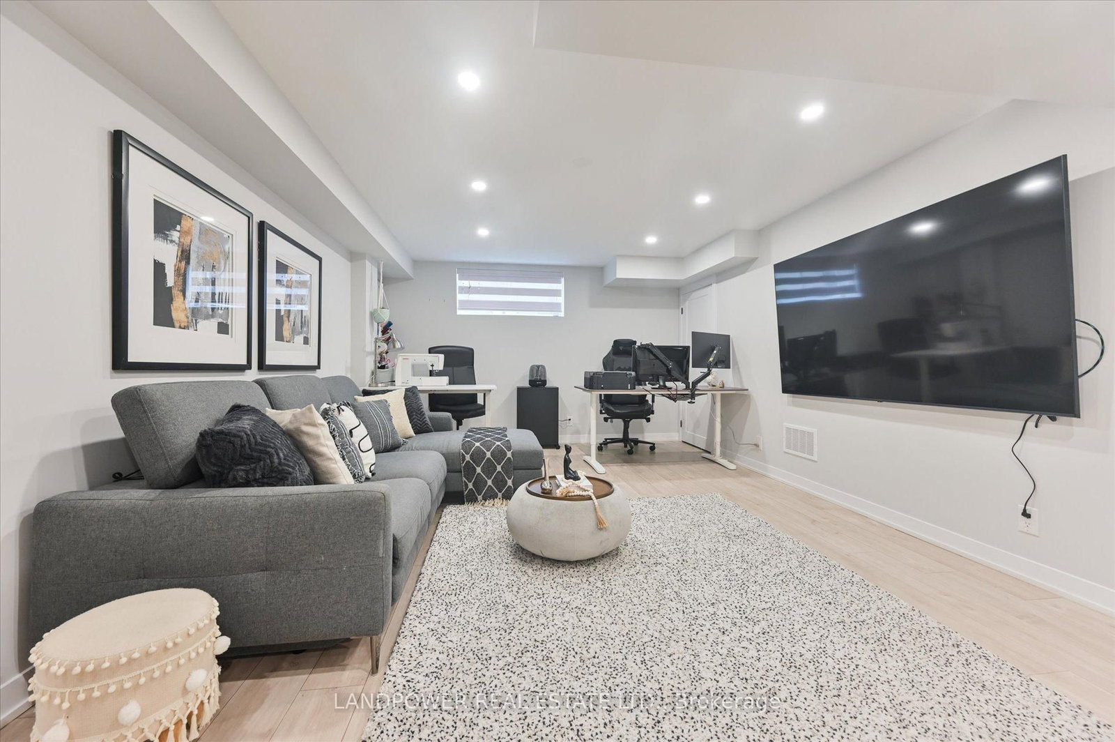 Townhouse for sale at 32 Harvey Bunker Crescent, Markham, Ontario, L6C 3K3 - Angus Glen - MLS: N12954918