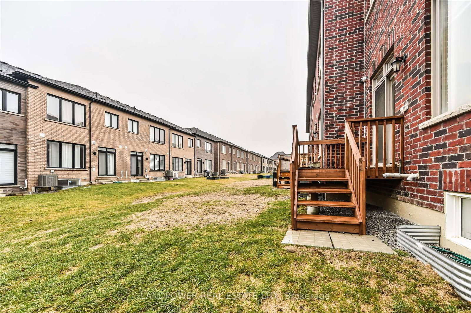 Townhouse for sale at 32 Harvey Bunker Crescent, Markham, Ontario, L6C 3K3 - Angus Glen - MLS: N12954918