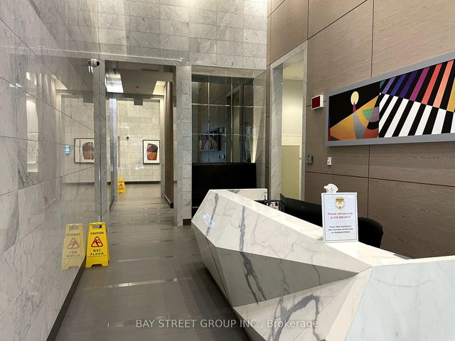 515 - 180 Enterprise Boulevard S