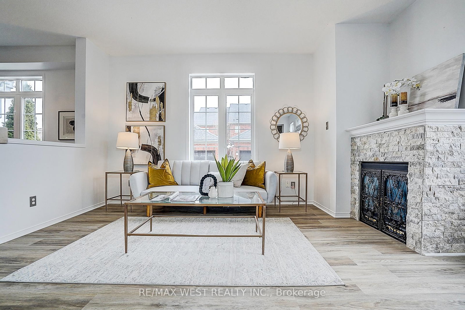 Townhouse for sale at 11 Dancers Drive, Markham, Ontario, L6C 2C4 - Angus Glen - MLS: N12955452