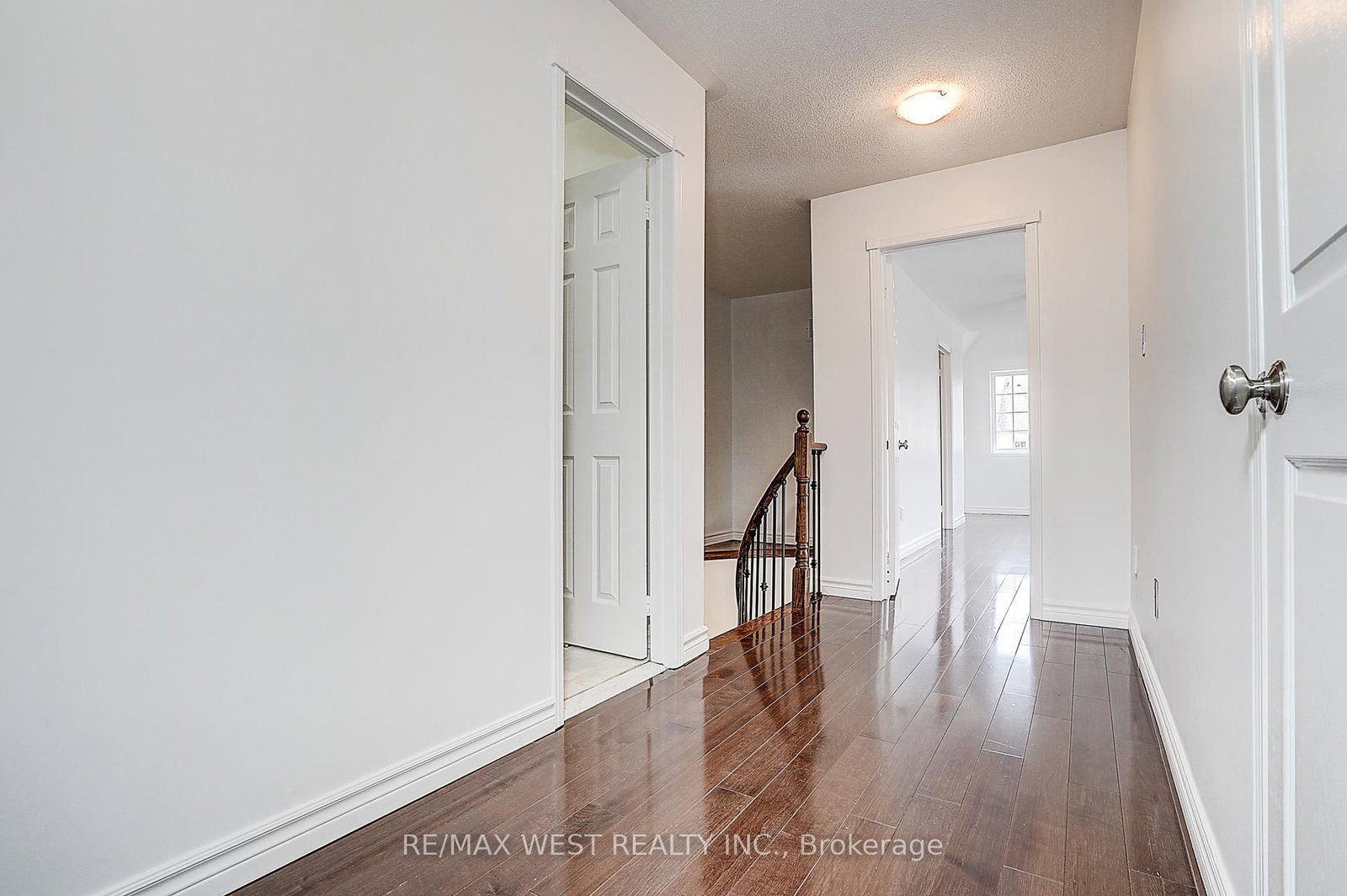 Townhouse for sale at 11 Dancers Drive, Markham, Ontario, L6C 2C4 - Angus Glen - MLS: N12955452