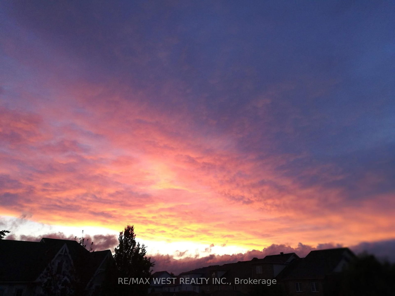 Townhouse for sale at 11 Dancers Drive, Markham, Ontario, L6C 2C4 - Angus Glen - MLS: N12955452