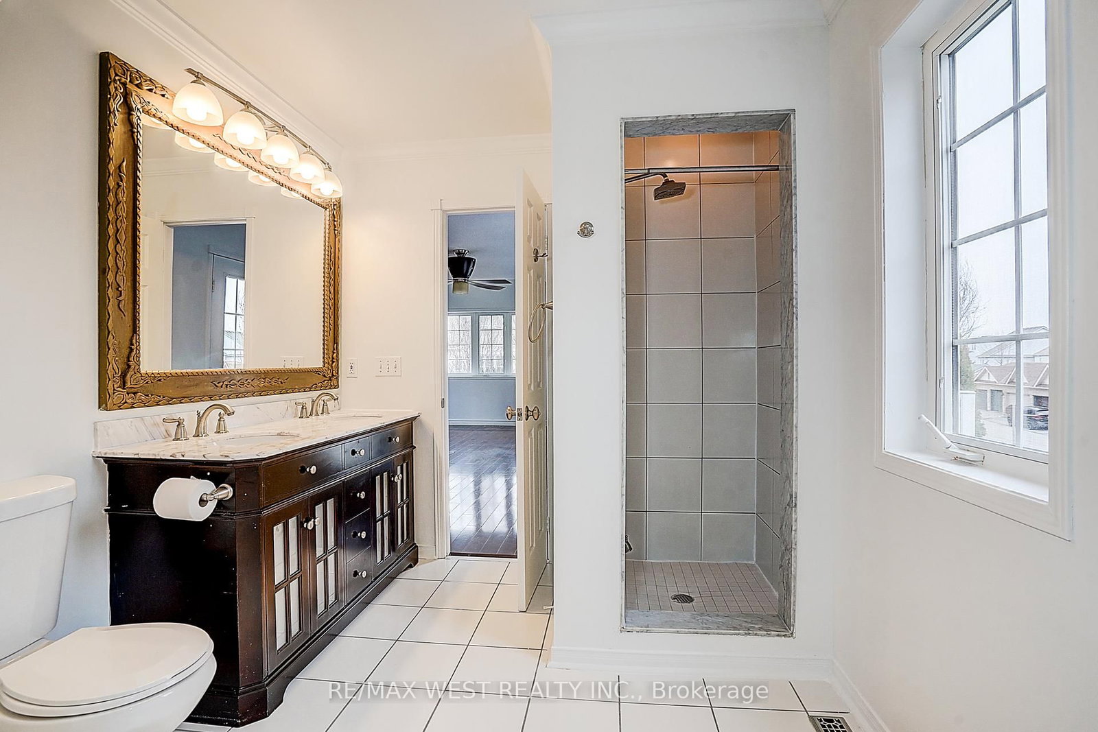 Townhouse for sale at 11 Dancers Drive, Markham, Ontario, L6C 2C4 - Angus Glen - MLS: N12955452