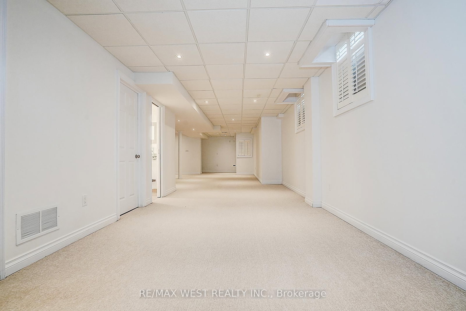 Townhouse for sale at 11 Dancers Drive, Markham, Ontario, L6C 2C4 - Angus Glen - MLS: N12955452