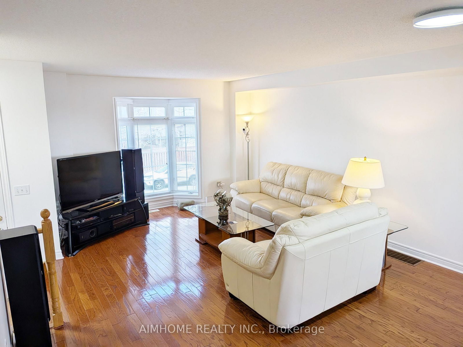 Townhouse for sale at 74 Sunway Square, Markham, Ontario, L3P 7X5 - Raymerville - MLS: N12955456