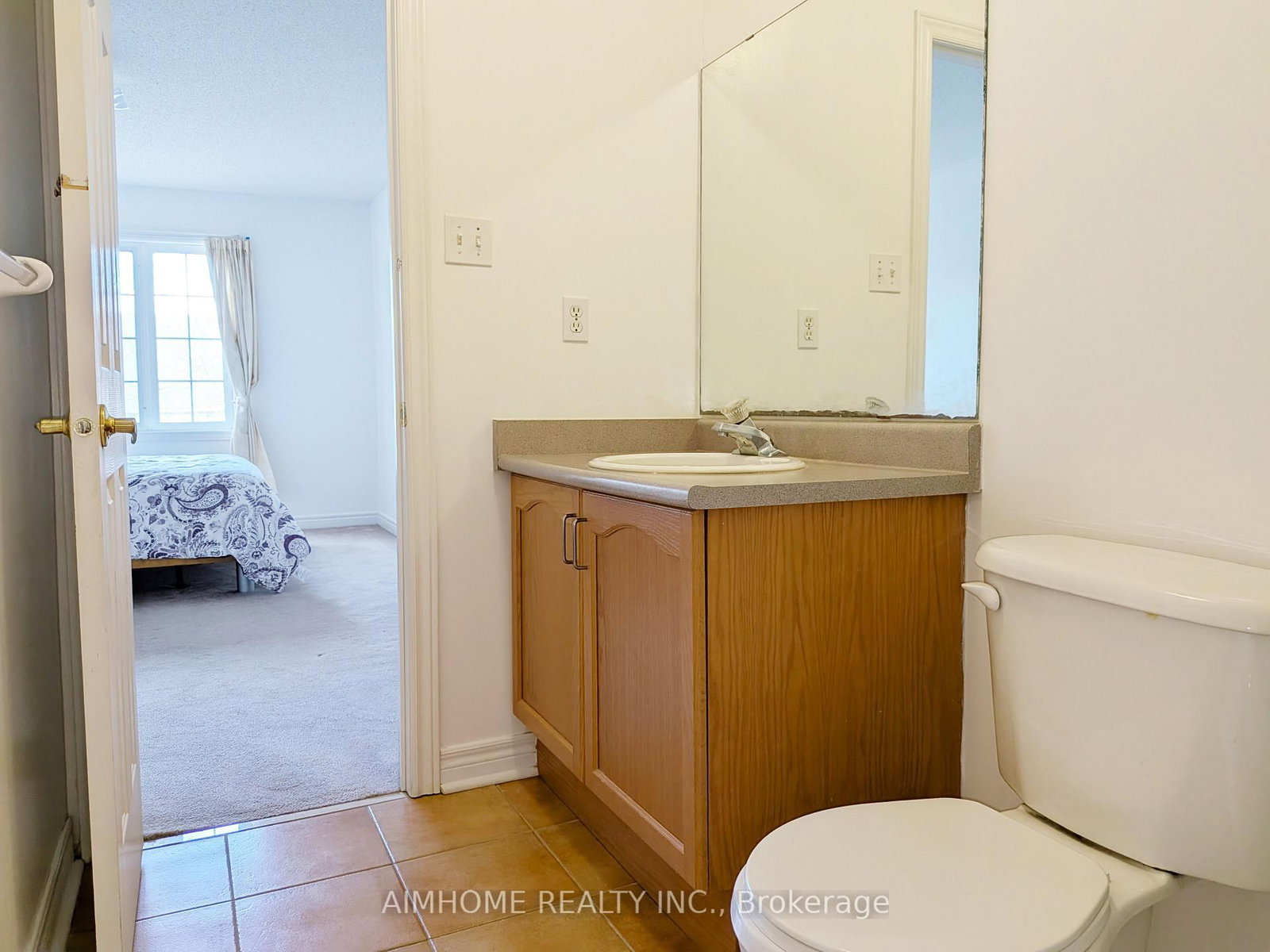 Townhouse for sale at 74 Sunway Square, Markham, Ontario, L3P 7X5 - Raymerville - MLS: N12955456