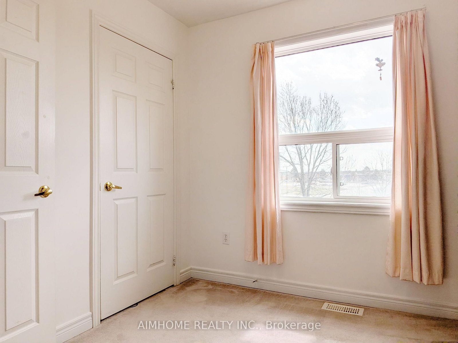 Townhouse for sale at 74 Sunway Square, Markham, Ontario, L3P 7X5 - Raymerville - MLS: N12955456