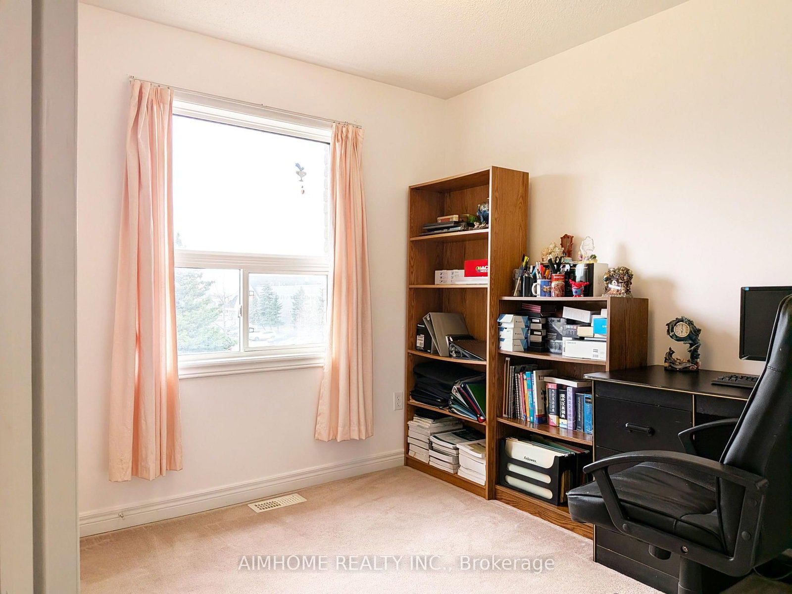 Townhouse for sale at 74 Sunway Square, Markham, Ontario, L3P 7X5 - Raymerville - MLS: N12955456