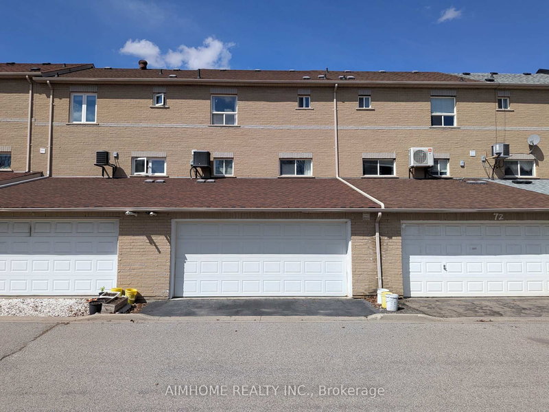 74 Sunway Sq, Markham, L3P 7X5 | Image 3