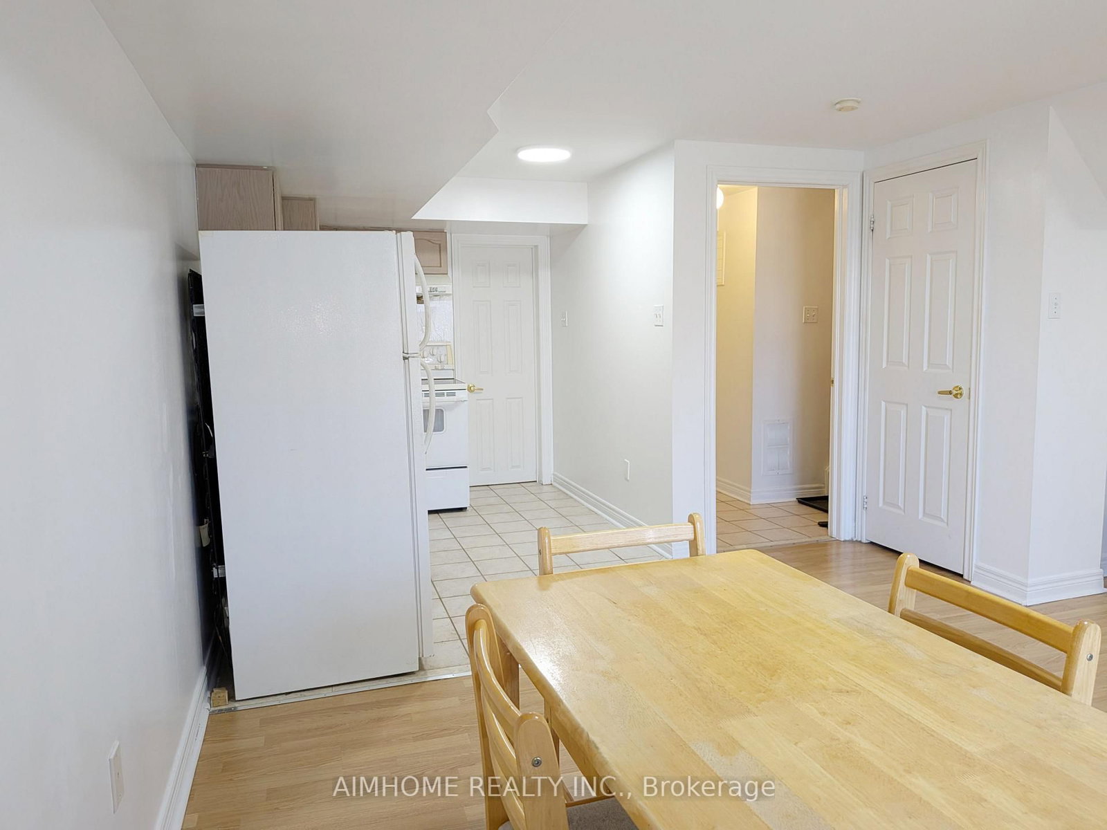 Townhouse for sale at 74 Sunway Square, Markham, Ontario, L3P 7X5 - Raymerville - MLS: N12955456