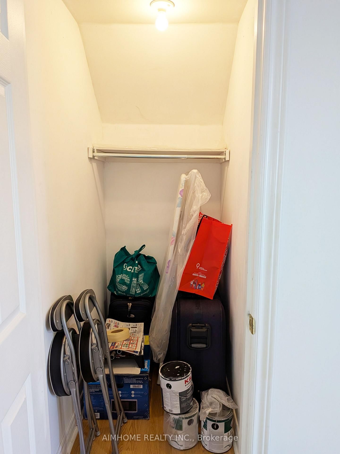 Townhouse for sale at 74 Sunway Square, Markham, Ontario, L3P 7X5 - Raymerville - MLS: N12955456