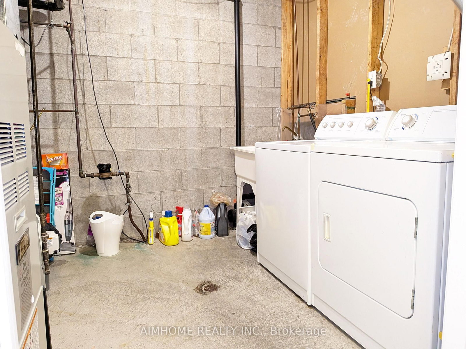 Townhouse for sale at 74 Sunway Square, Markham, Ontario, L3P 7X5 - Raymerville - MLS: N12955456