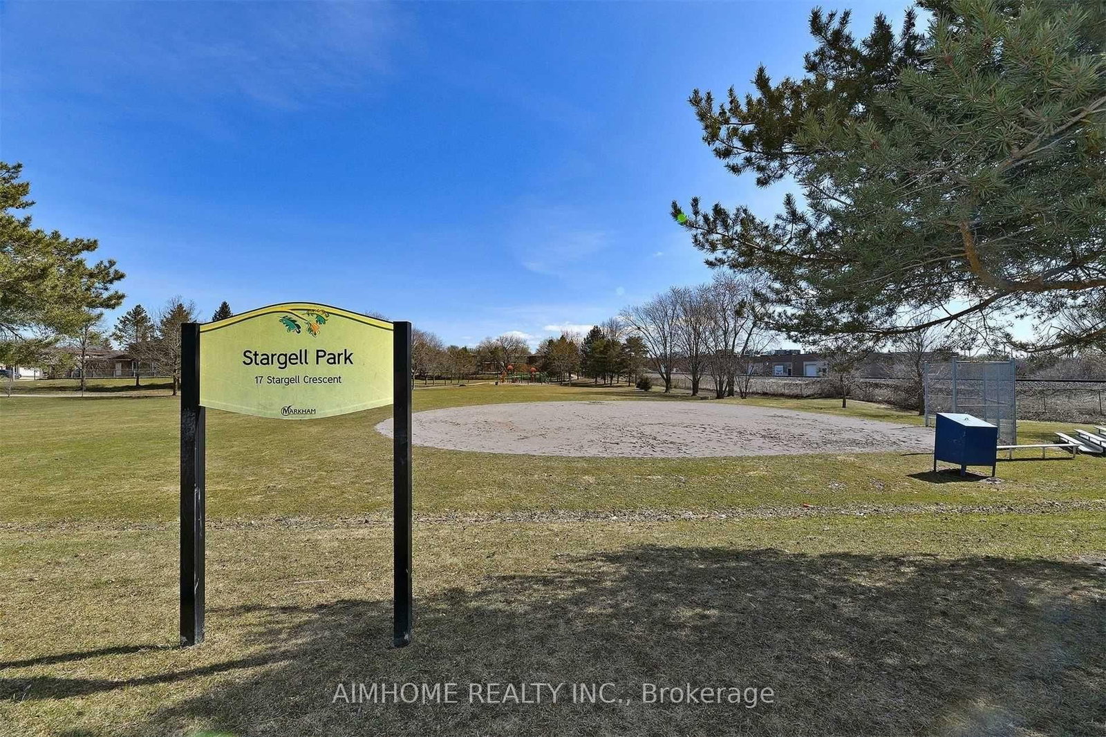 Townhouse for sale at 74 Sunway Square, Markham, Ontario, L3P 7X5 - Raymerville - MLS: N12955456