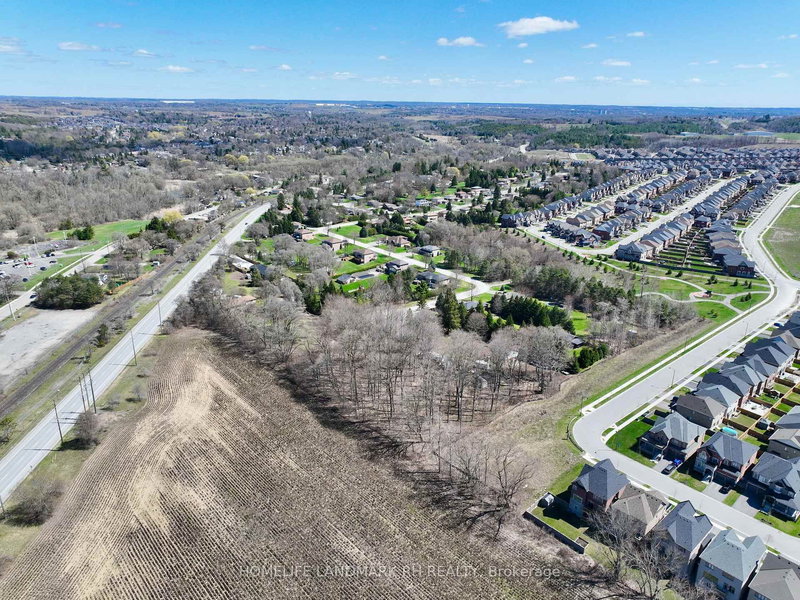 19452 Holland Landing Rd, East Gwillimbury, L9N 1M8 | Image 3