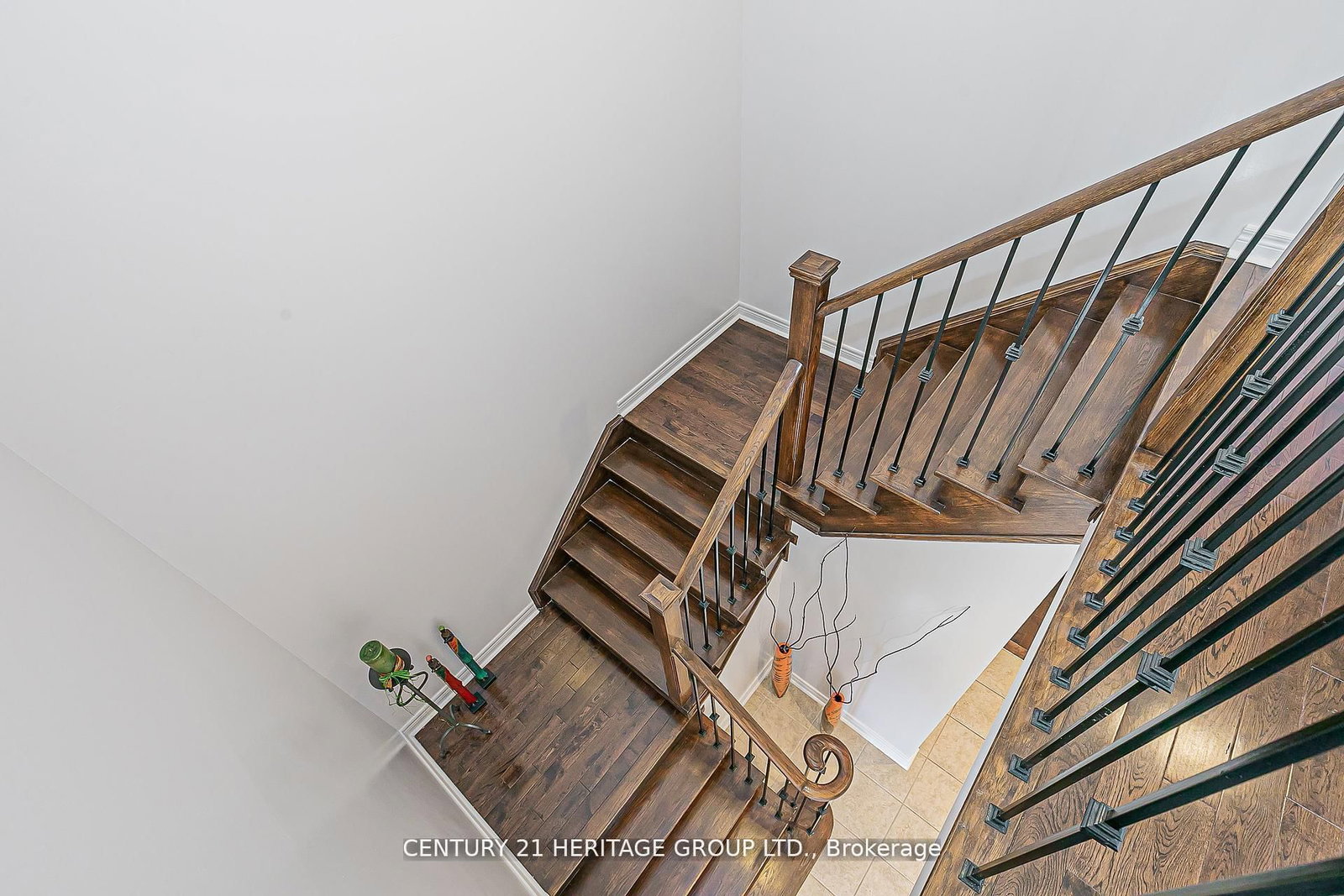 Detached House for sale at 44 Madison Avenue, Richmond Hill, Ontario, L4E 2Z6 - Oak Ridges - MLS: N12955828