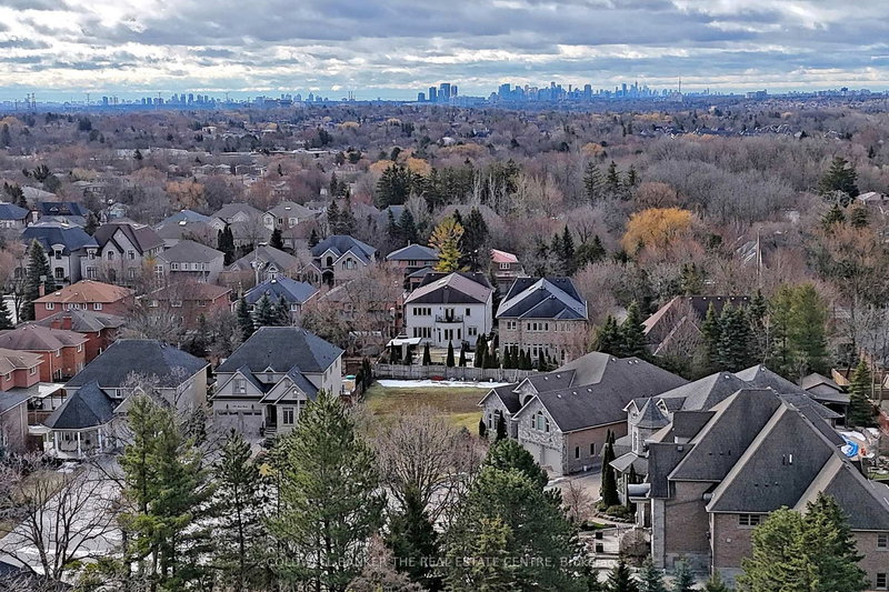 191 Marsi Rd, Richmond Hill, L4C 9T1 | Image 3