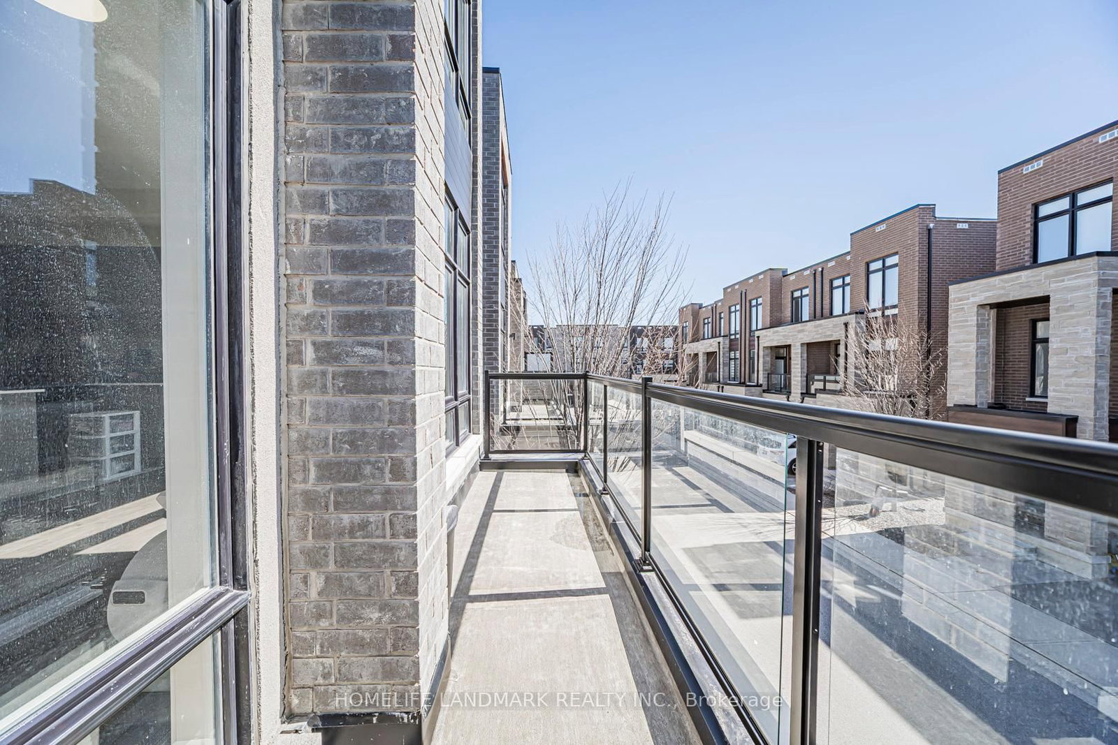 Townhouse for sale at 22 Benoit Street, Vaughan, Ontario, L4H 4R7 - Vellore Village - MLS: N12956044