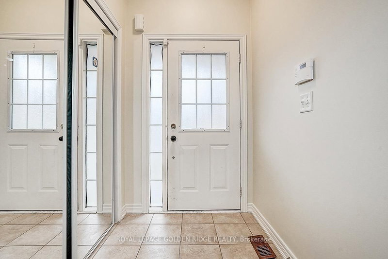 23 Drew Kelly Way, Markham, L3R 5R3 | Image 2