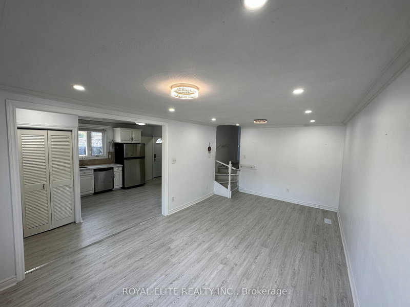 Main floor only - 195 Penn Ave, Newmarket, L3Y 2S4 | Image 2