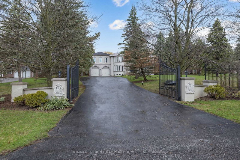 35 Cachet Pkwy, Markham, L6C 1C5 | Image 2