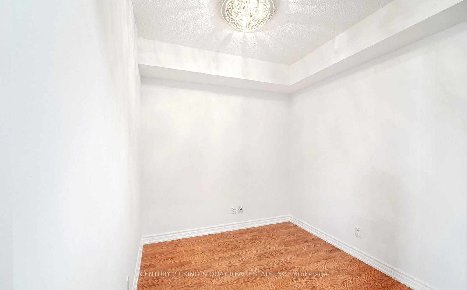 18 Harding Boulevard, Unit 512 - Photo 10