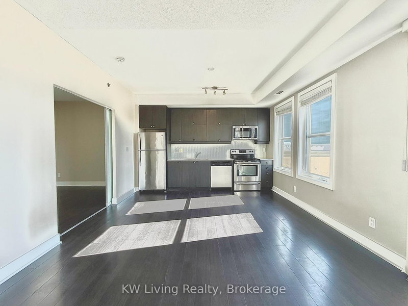 PH19 - 28 Prince Regent St, Markham, L6C 0V5 | Image 2