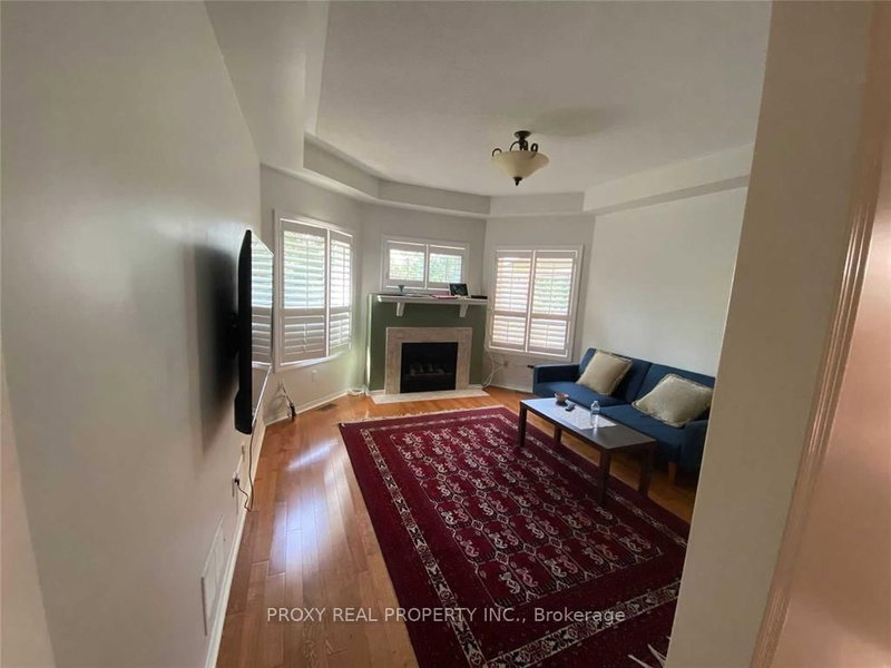 6 Nantucket  Level 1&2 Dr, Richmond Hill, L4E 3V1 | Image 2