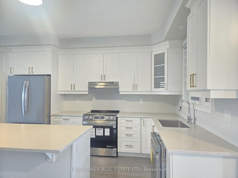 home for lease on 128 Avani Avenue