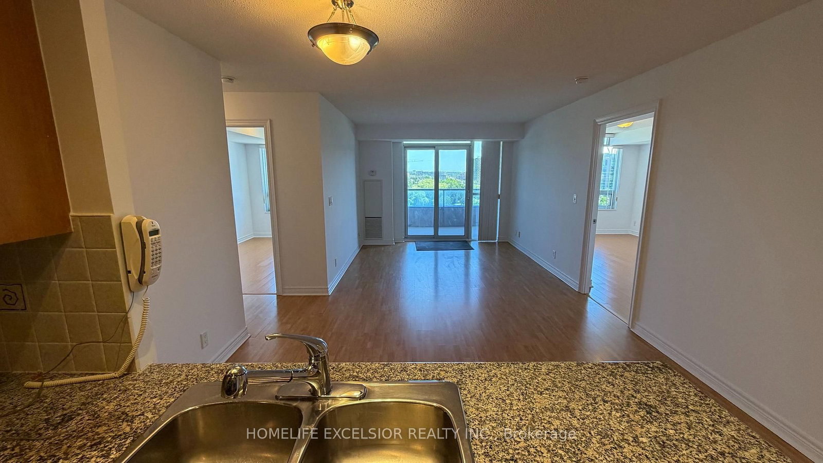 33 Cox Boulevard • #825 • Markham, ON photo 6
