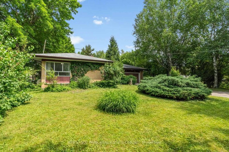 2 Gallacher Ave, Richmond Hill, L4E 2W9 | Image 3