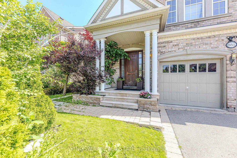 651 Via Romano Blvd, Vaughan, L6A 0G1 | Image 2