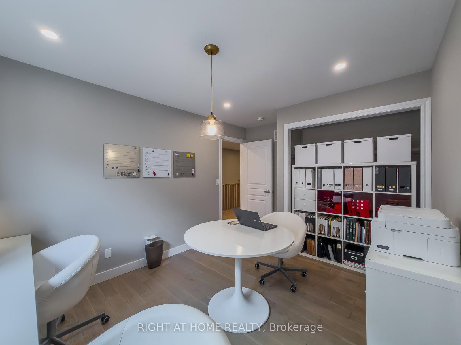 77 Leaden Hall Drive - Photo 36