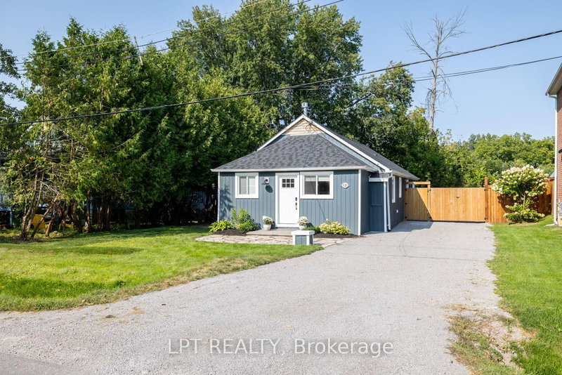 home for lease on 131 Maple Avenue