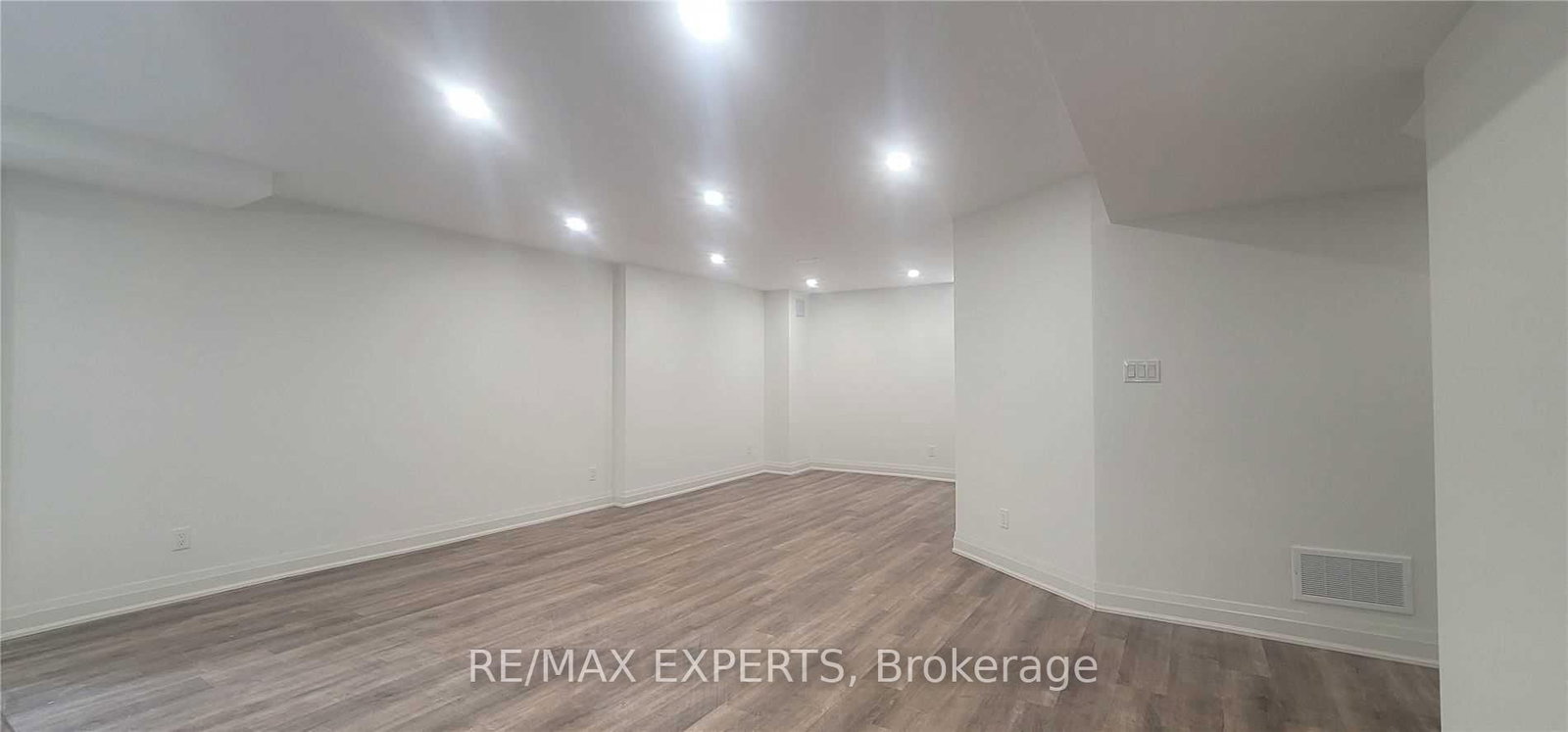 159 Ross Vennare Crescent, Unit Bsmt - Photo 6